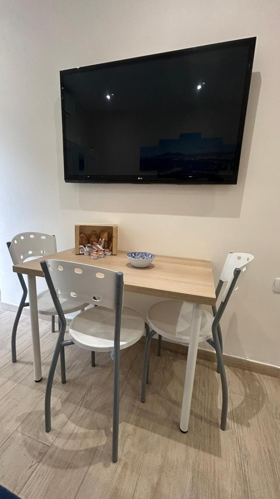 Milu House Naples